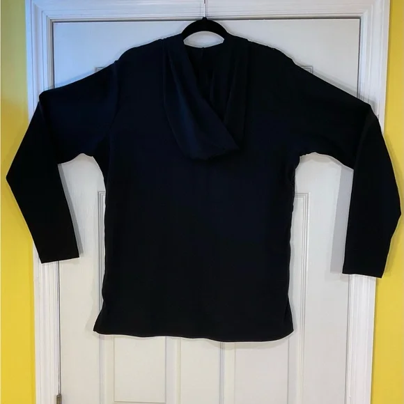 Quacker Factory Black Sequin Hoodie Size Large - Picture 3 of 9